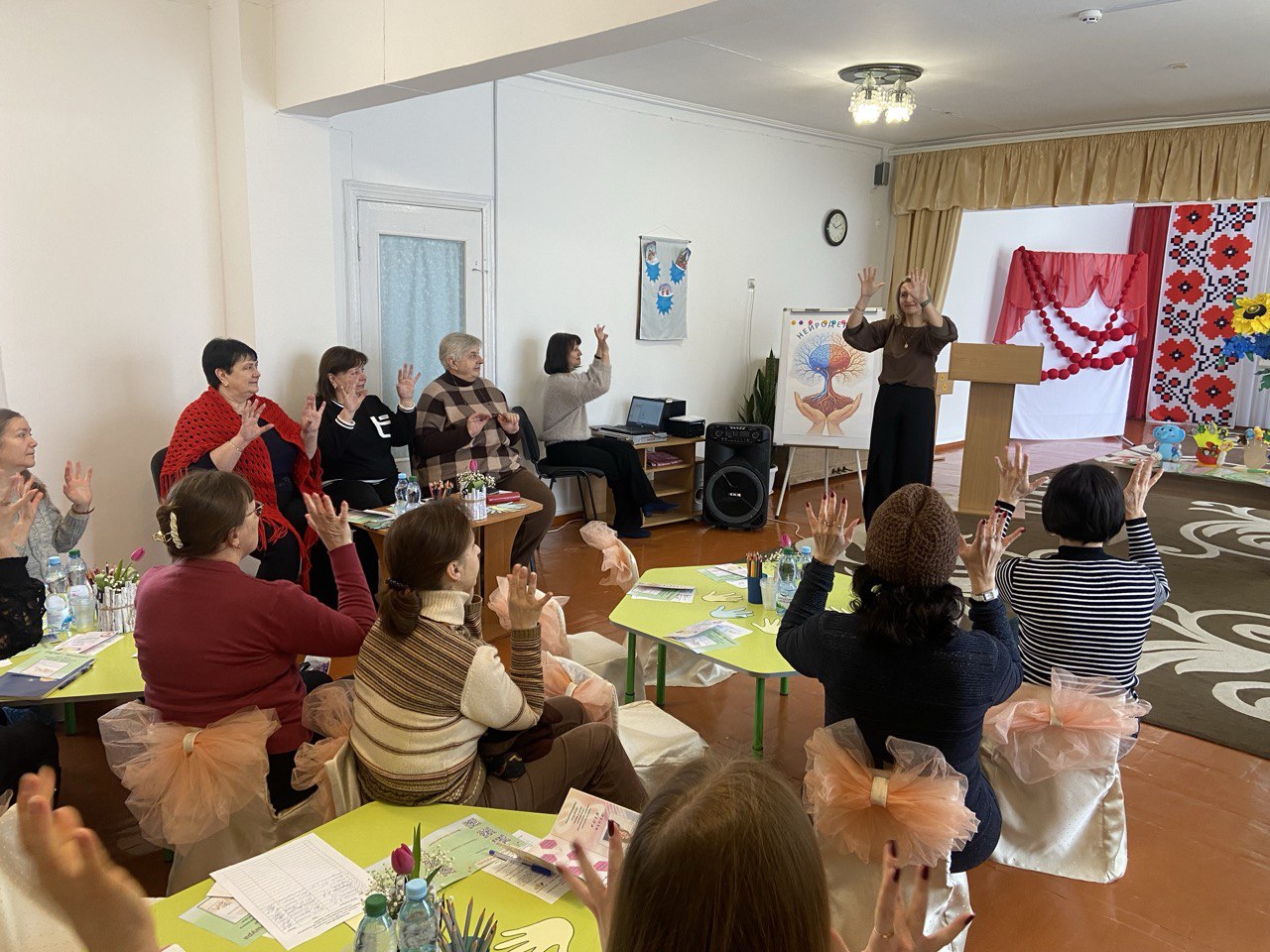 Photo 5233438154809873200 Y